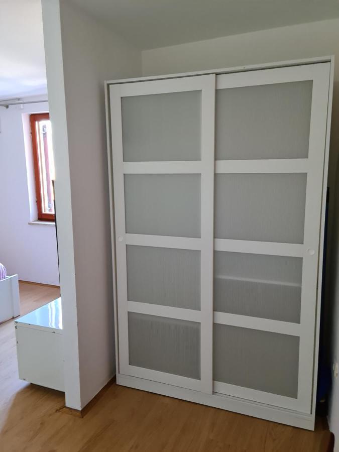 Volmefamily Apartment พูลา ภายนอก รูปภาพ