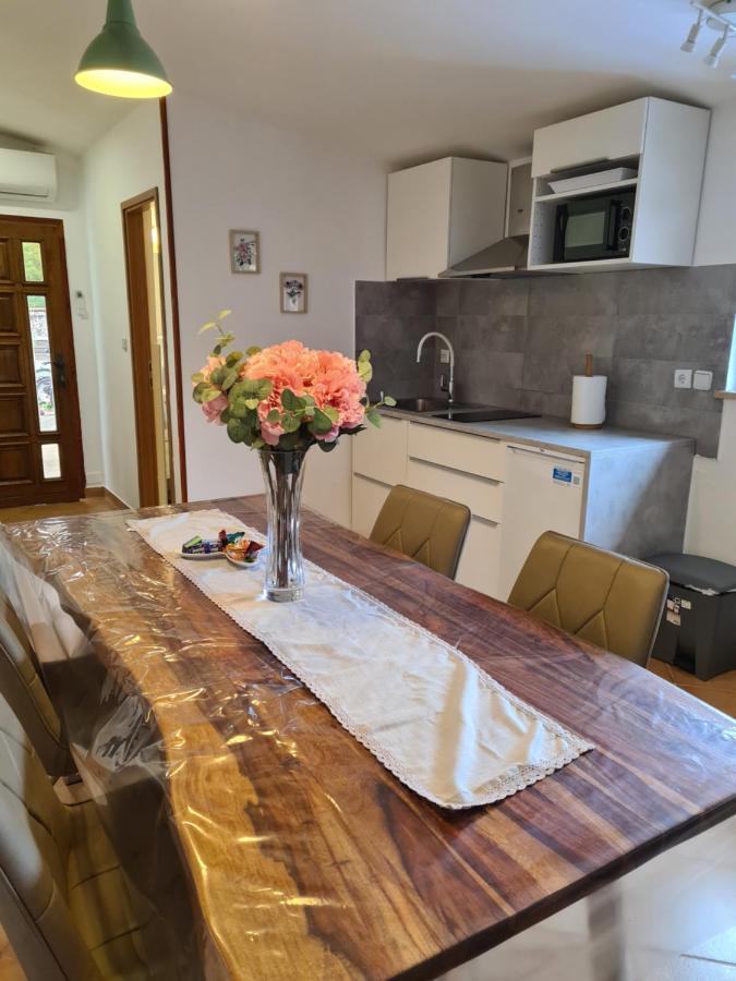 Volmefamily Apartment พูลา ภายนอก รูปภาพ