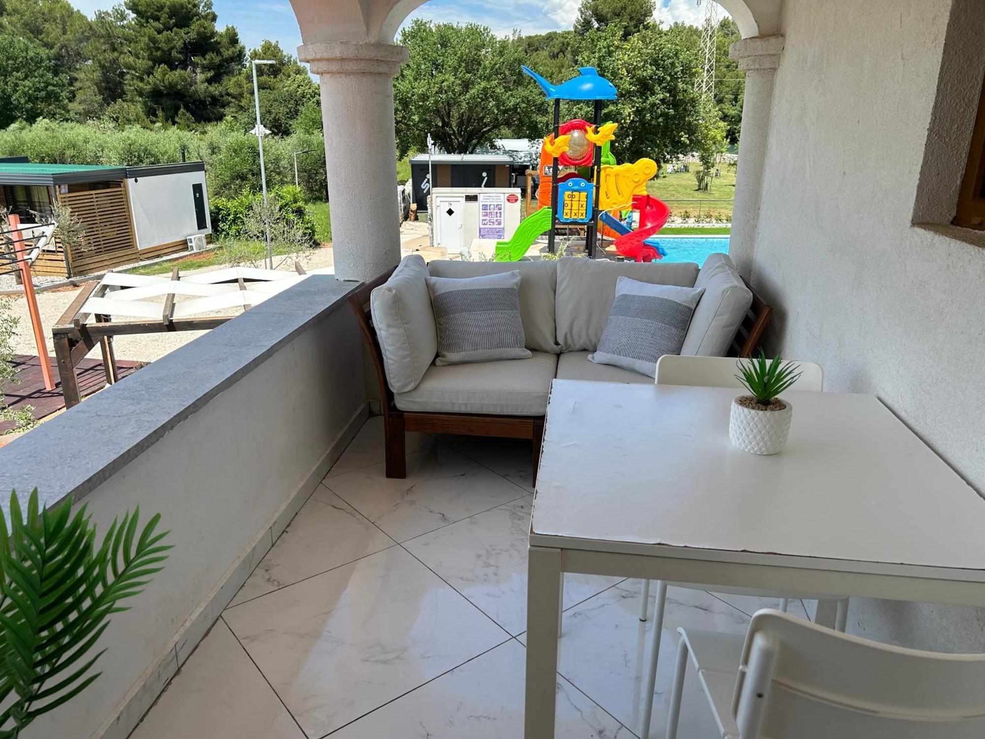 Volmefamily Apartment พูลา ภายนอก รูปภาพ